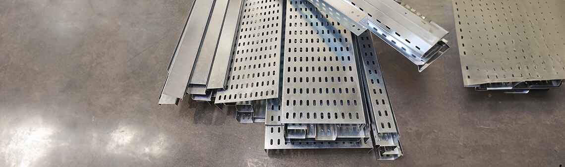 Aluminum Straight Cable Tray, Round Flange